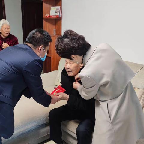 奉献社会爱心，传承老兵精神——义乌市爱国拥军联合会开展志愿军老兵慰问活动之二