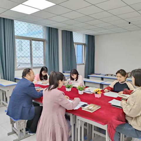 共沐书香•遇见更好的自己——泼河完小小学数学首席教师工作室读书分享活动