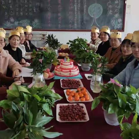 春暖花开季，多彩女神节——丰阳镇峨庄完小庆祝三八妇女节活动报道
