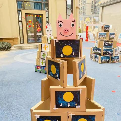 梦想飞扬，创意启航——南宁恒大沃尔顿幼儿园期末画展汇报课活动