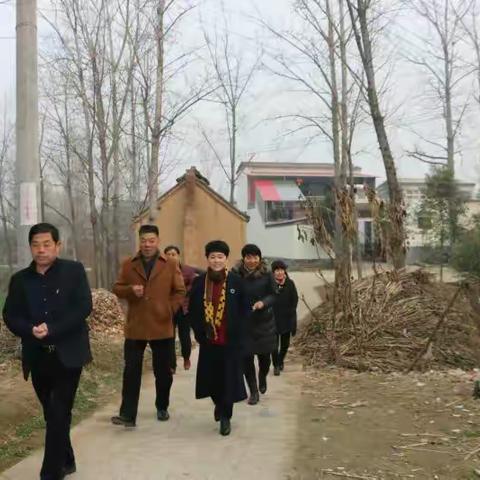 县水利局局长张艳玲局长深入共建村开展寒冬送温暖活动