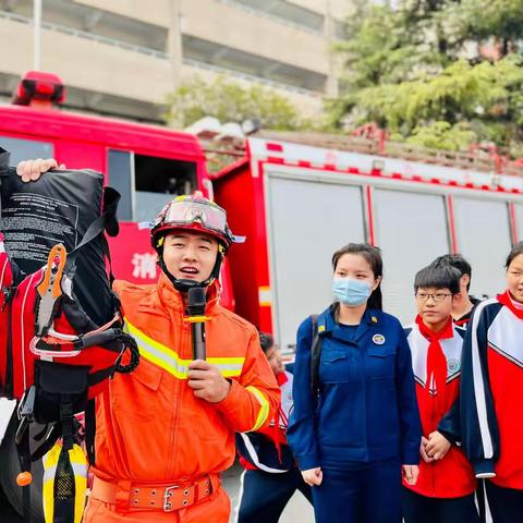 “消防演练进校园 安全知识入人心”濉溪县城关中心学校开展消防安全演练进校园活动