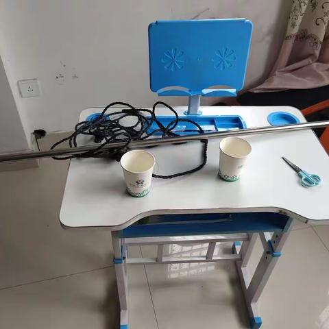 童锦熙《有趣的对讲机》和《看不见摸不着的空气》