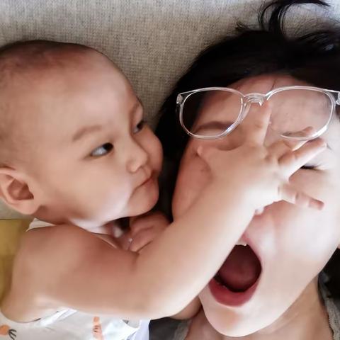 8个月回萌一笑