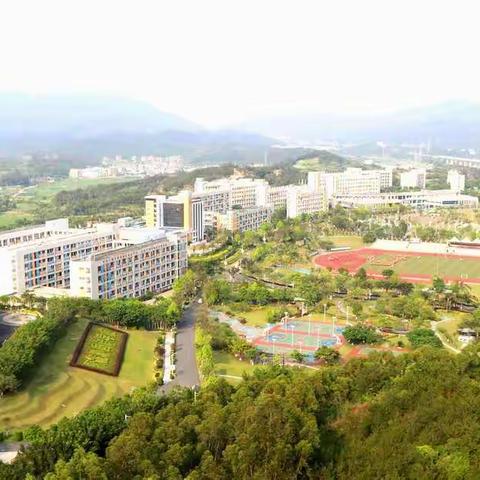 孩子，愿你不负韶华，老师等你回来