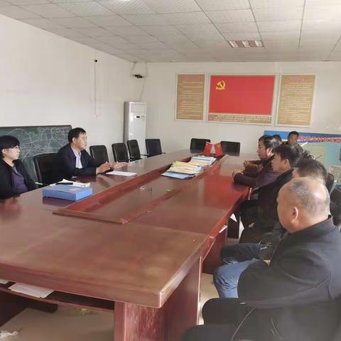 卫辉市政协副主席王连富到后河镇滹沱村指导脱贫攻坚工作