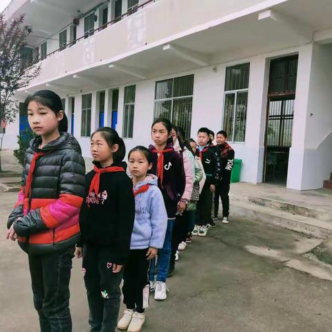 家风学风共行动，优美乡村我来评