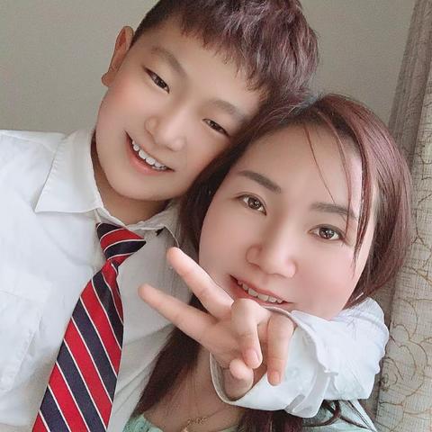 高新区育林小学二（1）班第二十六期亲子共读