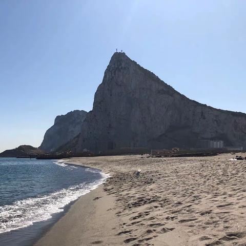 20191017西班牙马拉贝拉：阳光、海水、游艇、沙滩、还有美女、赌场。