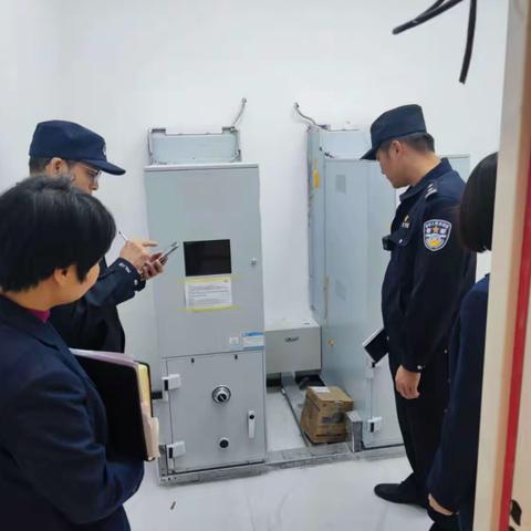 广州市公安局内保支队对江西银行广州分行开展节前检查