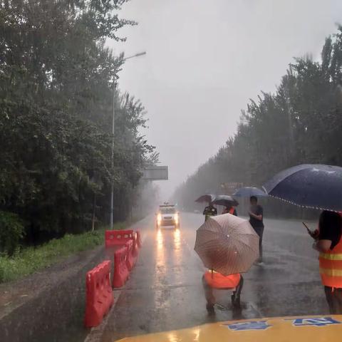 壶关公路段特殊天气工作纪实