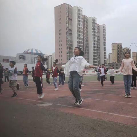 宁陵县第三实验小学跳绳社团