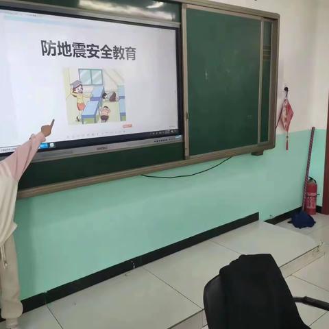 西宽亭小学   防震知识记心中