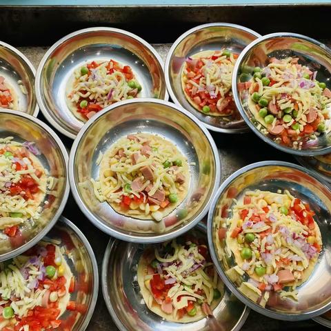 “美味的披萨”——乐学一班生活体验馆