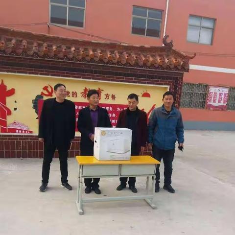 齐研共议求进步，集思广益促成长——肖旗初中与杨庄二中教学交流研讨