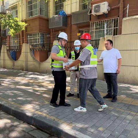 严守安全防线 严把安全关口---北郊分公司安全月大检查