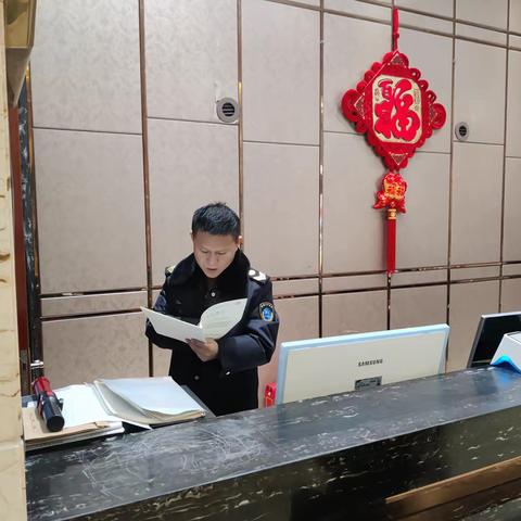 “卫监蓝”春节在岗 全力守护群众健康