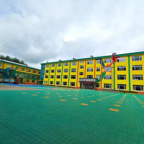 教书育人写华章和谐校园酿芬芳——双城区特殊教育学校教师节专刊