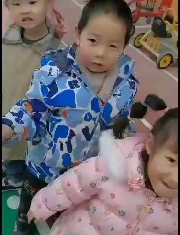 香玉幼儿园小四班期末汇报表演