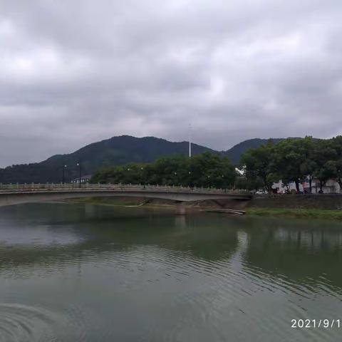 奉化溪口老街，雪窦山的美景