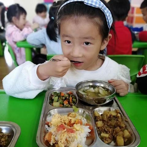 “食”光美好，尽“膳”尽美