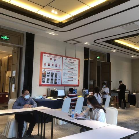 黄少娟主任到南湖假日酒店督导检查