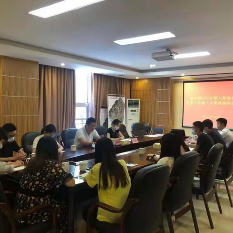 金沙街纪工委召开2021年新入职雇员、新调入在编人员集体廉政谈话会