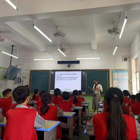 同台磋教艺 评比促提升——亚山镇小学英语教师优质课比赛