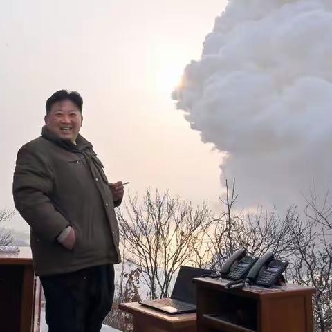 在敬爱的金正恩同志的指导下，国防科学院进行具有战略意义的重大试验
