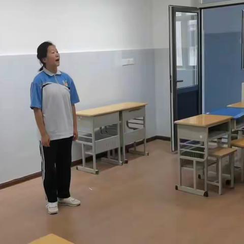 启唇间珠玑，书纸上芳华