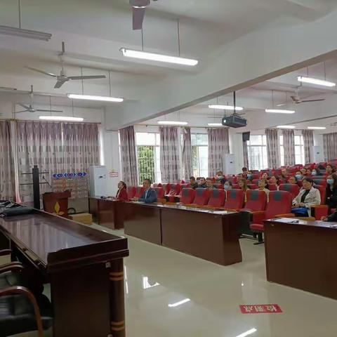 知不足而奋进，求创新以发展