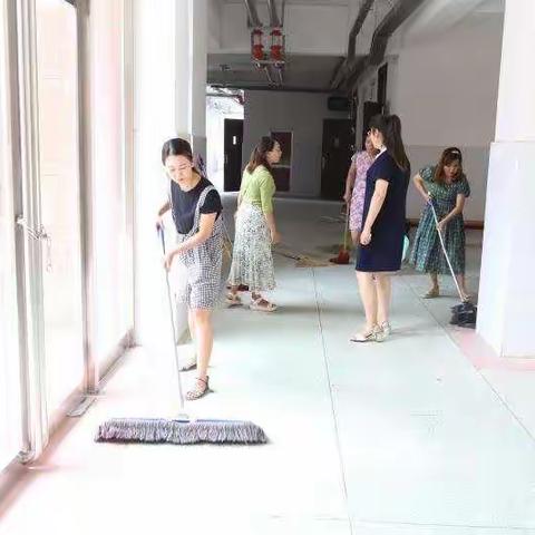 六小人苦干实干      谱写学期新篇章