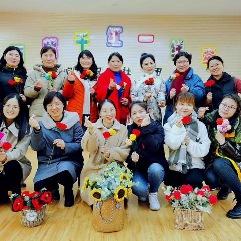 万紫千红一线牵，—天小编织社团