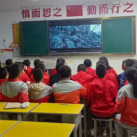 喜迎二十大 观影忆峥嵘—列宁学校党支部“青春献礼二十大，强国有我新征程”系列主题活动（九）