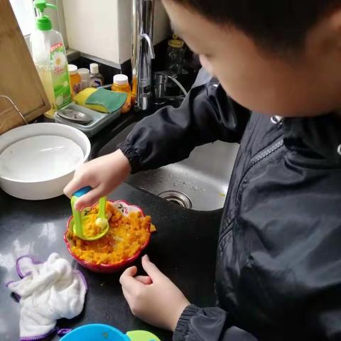 越秀区执信南路小学——-居家劳动之星（六）