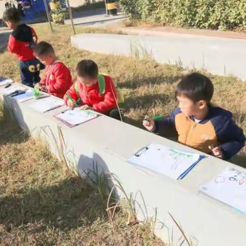 “一人一心一世界，一纸一笔一幅画！”小龙人幼儿园中班组户外写生活动