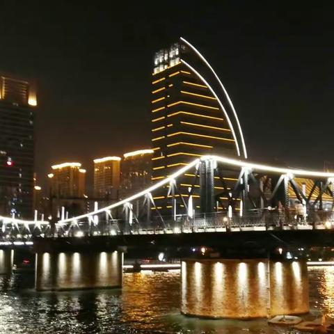 最美の海河不夜城