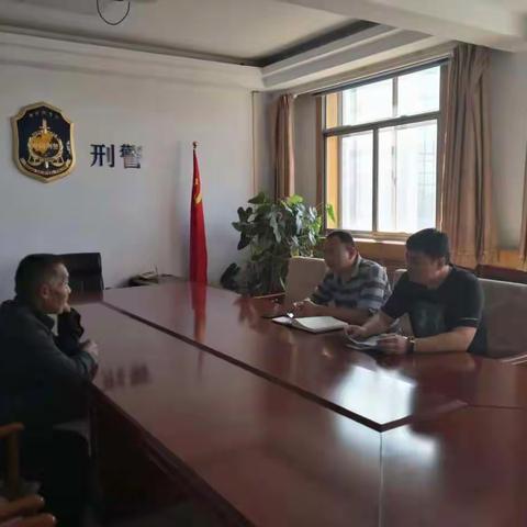 刑侦大队主动约谈信访人、深入信访人家中，成功化解长达10年信访积案一件