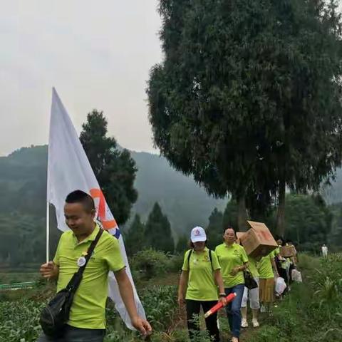 “温暖相伴，圆梦六•一"