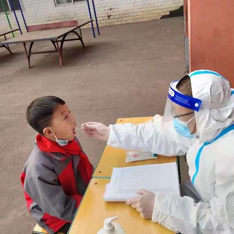 后堡小学核酸检测演练活动