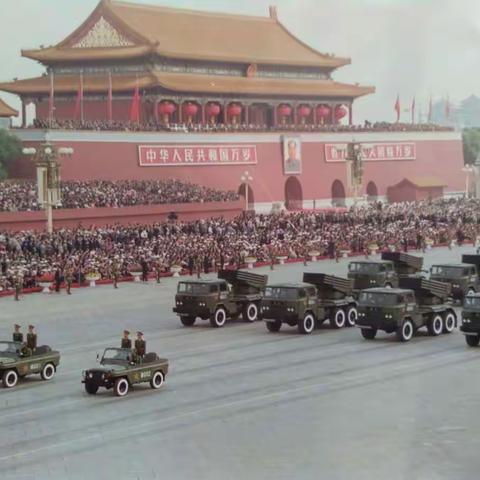 激情奋进，不忘初心。