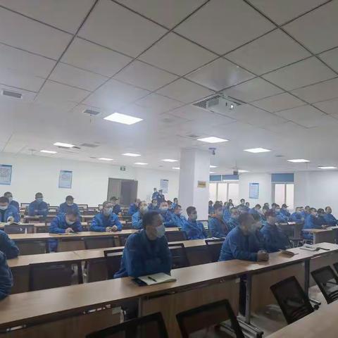 消防培训进厂区，安全知识入人心——渭滨消防救援大队走进秦川机床工具集团股份公司开展消防知识培训