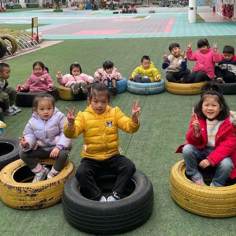 ❤弯塘路幼儿园——『中三班』“庆元旦，迎新年”