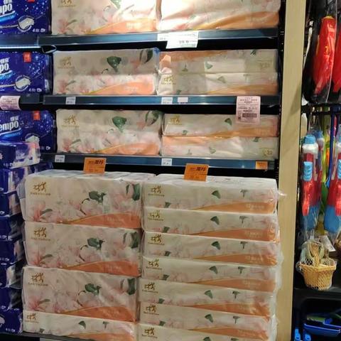 江南三区首义路日化课组陈列美篇