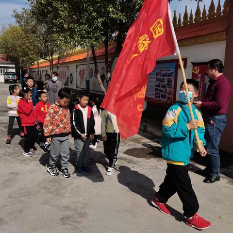 自治县妇联、威远镇威远社区儿童家园“把爱带回家-送法到家 让孩子健康成长”主题活动