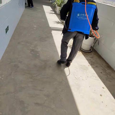 龙井小学六年级开学简报