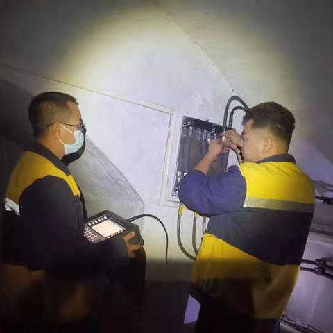 践行“两坚守、两实现”攻坚战，我们战斗在精伊霍线