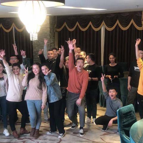 “他+她”——乌通信段青年联谊活动