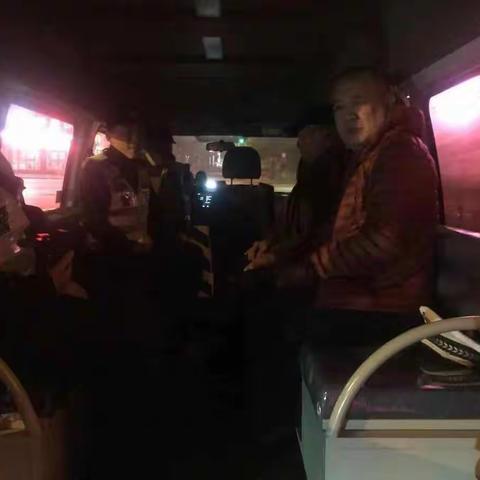 五里铺警务站帮助迷路老兵回家