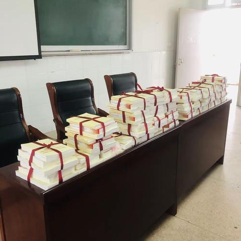 传承百年红色力量，铭刻百年红色使命——晓墅小学“红松课堂”党史专题学习活动